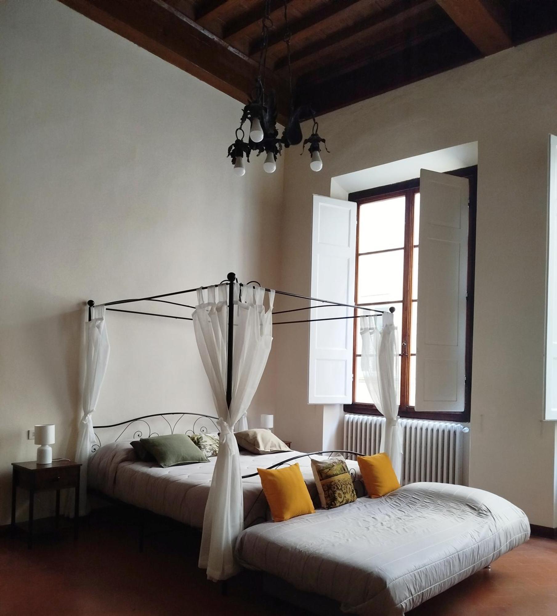 Lo Studio Nel Borgo Florenţa Cameră foto